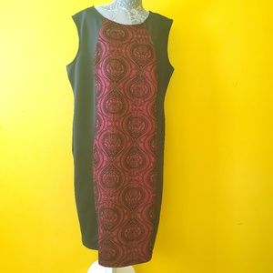 Olivia Matthews| slimming Black and Maroon dress